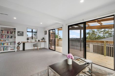 Photo of property in 1261 East Coast Road, Redvale, Albany, 0794