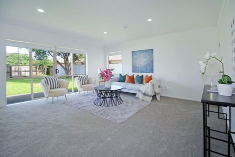 Photo of property in 18 Regalwood Place, Favona, Auckland, 2024