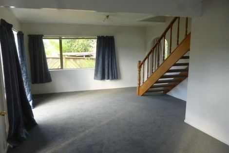 Photo of property in 2/33 Curacao Place, Half Moon Bay, Auckland, 2012