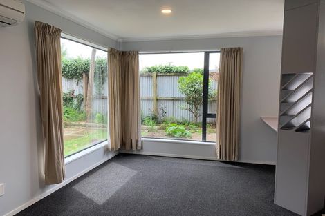 Photo of property in 26b Lake Terrace Road, Burwood, Christchurch, 8061