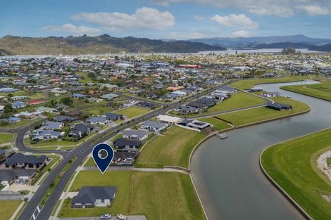 Photo of property in 121 Kupe Drive, Whitianga, 3510