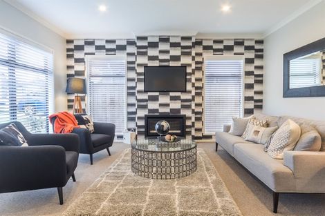 Photo of property in 10 Horsefields Drive, Flat Bush, Auckland, 2019
