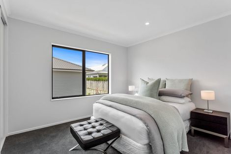 Photo of property in 1 Koura Drive, Red Beach, 0932