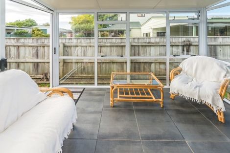 Photo of property in 4 Brougham Place, Springvale, Whanganui, 4501