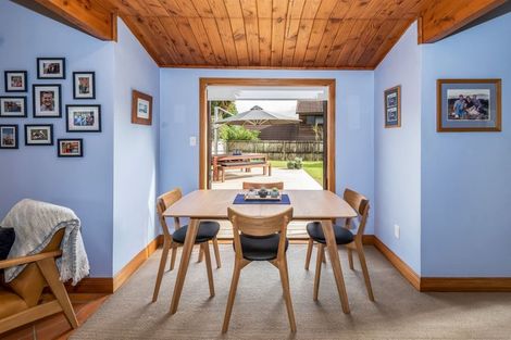 Photo of property in 810 Chapel Road, Shamrock Park, Auckland, 2016