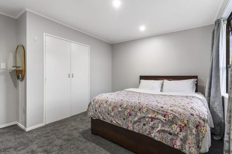 Photo of property in 1/71 Luanda Drive, Ranui, Auckland, 0612