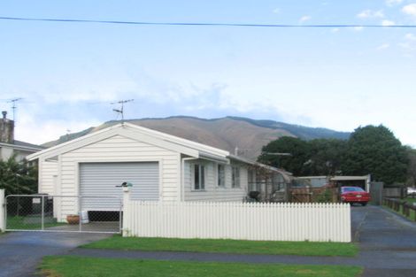 Photo of property in 26b Utauta Street, Waikanae, 5036