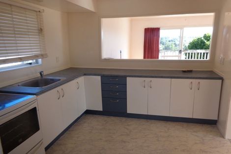 Photo of property in 42 Lilburn Crescent, Massey, Auckland, 0614