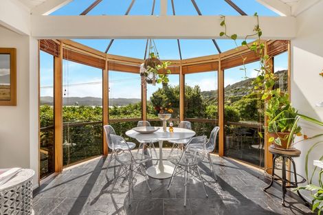 Photo of property in 172 Paremata Road, Paremata, Porirua, 5024