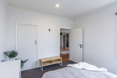 Photo of property in 75 Raumati Road, Raumati Beach, Paraparaumu, 5032