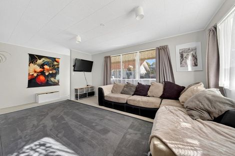 Photo of property in 5 Newland Place, Masterton, 5810