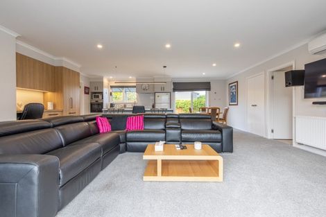 Photo of property in 11b Holyrood Terrace, Waipukurau, 4200