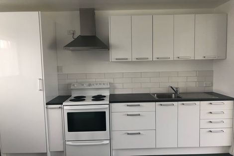 Photo of property in 11 Kotuku Street, Te Atatu Peninsula, Auckland, 0610