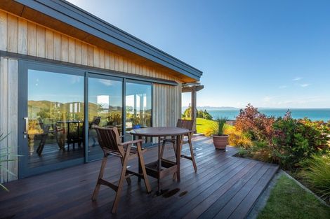 Photo of property in 104 Bay Vista Drive, Pohara, Takaka, 7183