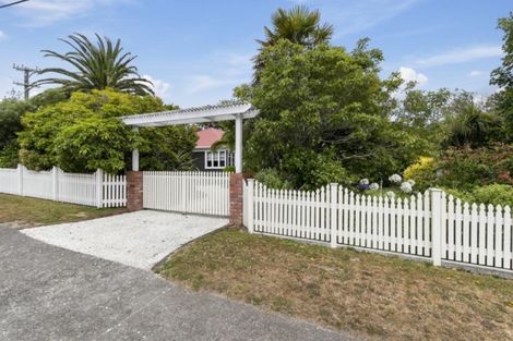 Photo of property in 2 Rowe Parade, Wainuiomata, Lower Hutt, 5014
