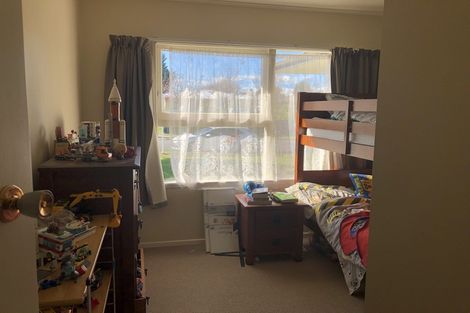 Photo of property in 19 Lipscombe Crescent, Havelock North, 4130