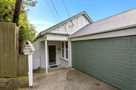 Photo of property in 107 Northland Road, Northland, Wellington, 6012
