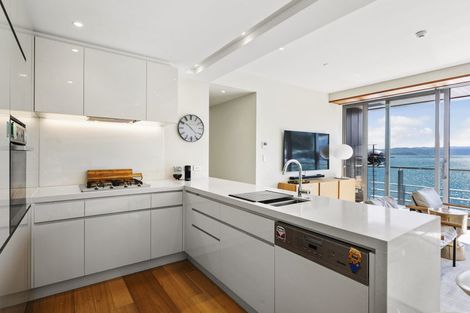 Photo of property in Clyde Quay Wharf, 2a/6 Clyde Quay Wharf, Te Aro, Wellington, 6011
