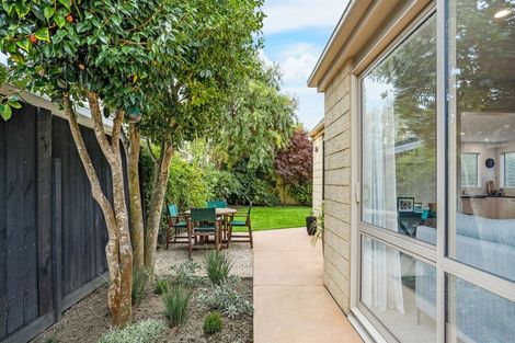 Photo of property in 30 Centaurus Road, Cashmere, Christchurch, 8022