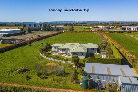 Photo of property in 281 Waihi Road, Hawera, 4673