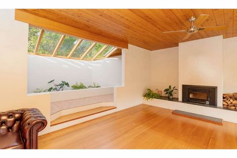 Photo of property in 65 Pa Road, Kerikeri, 0230