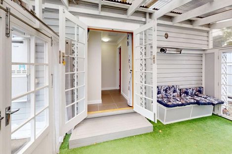 Photo of property in 8 Pascal Street, Palmerston North, 4410