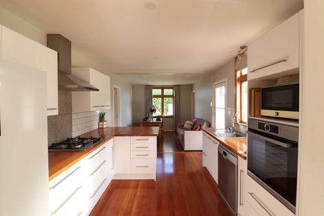 Photo of property in 17 East Street, Terrace End, Palmerston North, 4410