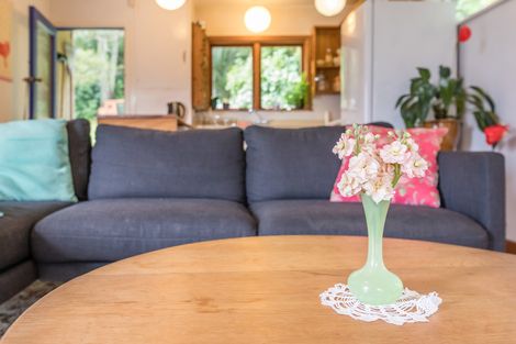 Photo of property in 187 Victory Road, Laingholm, Auckland, 0604