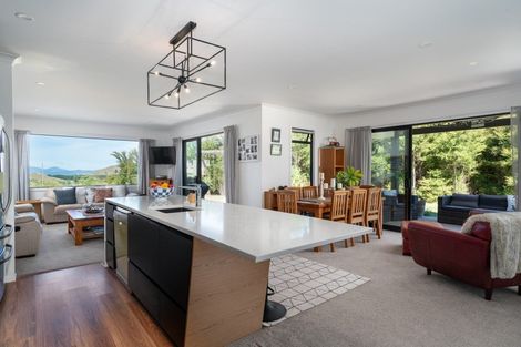 Photo of property in 38 Katelyn Place, Kinloch, Taupo, 3385