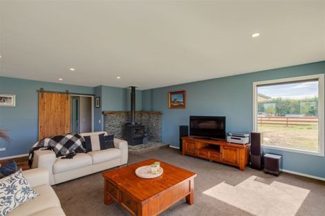 Photo of property in 1378 Poyntzs Road, West Eyreton, Rangiora, 7475