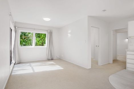 Photo of property in 1/16 Green Lane East, Remuera, Auckland, 1050