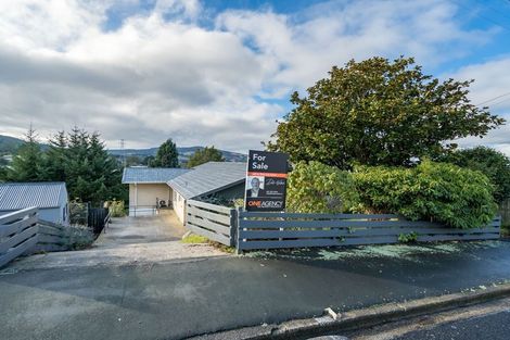Photo of property in 72 Centennial Avenue, Helensburgh, Dunedin, 9010