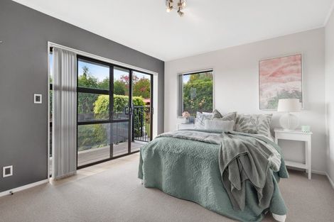 Photo of property in 3 Trident Place, Shelly Park, Auckland, 2014