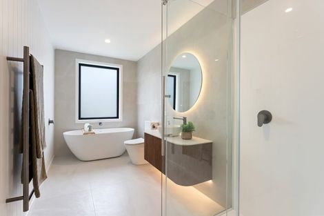 Photo of property in 42 Anderson Park Drive, Waikanae, 5036