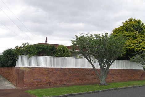 Photo of property in 4 Ferryhill Road, Epsom, Auckland, 1023