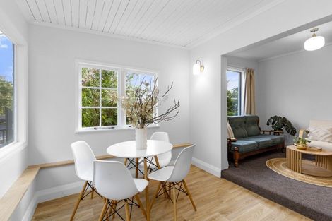 Photo of property in 48 Kamahi Street, Stokes Valley, Lower Hutt, 5019