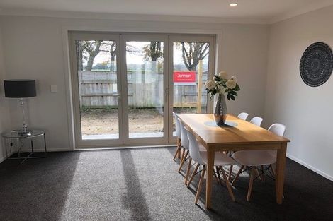 Photo of property in 14 Tucker Close, Leamington, Cambridge, 3432