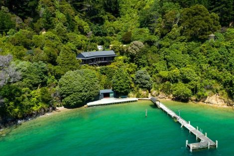 Photo of property in 363 Port Underwood Road, Whatamango Bay, Picton, 7281