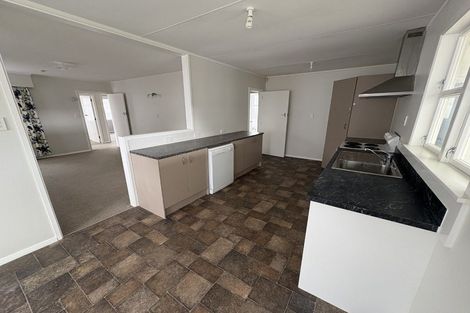 Photo of property in 10 Marsden Street, Levin, 5510