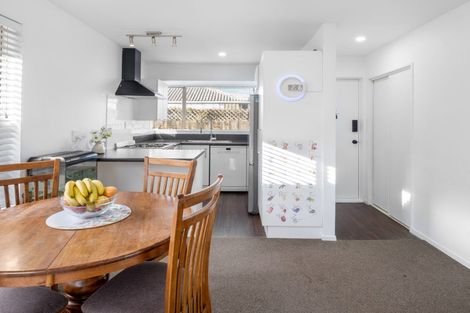 Photo of property in 3/77 Fairfield Avenue, Addington, Christchurch, 8024