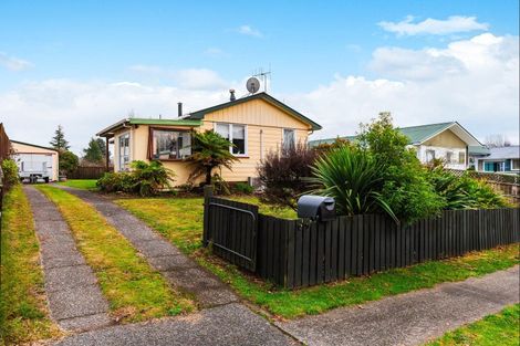 Photo of property in 37 Te Takinga Street, Turangi, 3334
