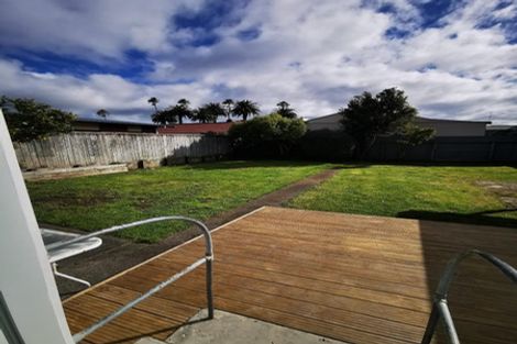 Photo of property in 2 Church Place, Whanganui, 4500