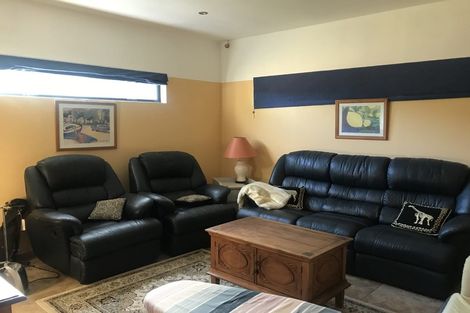 Photo of property in 93 Omokoroa Road, Omokoroa, 3114