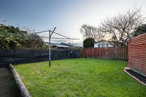 Photo of property in 5 Spackman Crescent, Paraparaumu, 5032