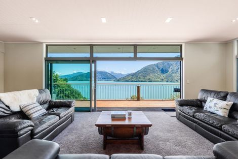 Photo of property in 362 Moetapu Bay Road, Moetapu Bay, Linkwater, 7282