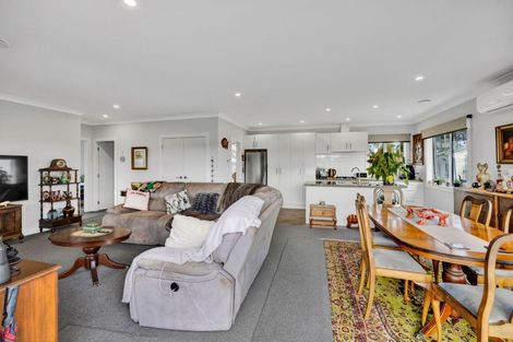 Photo of property in 11 High Street, Eltham, 4322
