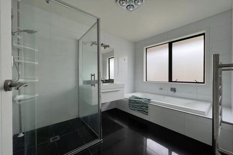 Photo of property in 221 Cumberland Drive, Flagstaff, Hamilton, 3210