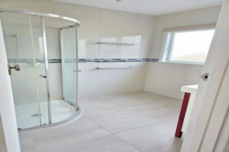 Photo of property in 10 Beldon Place, Pakuranga Heights, Auckland, 2010