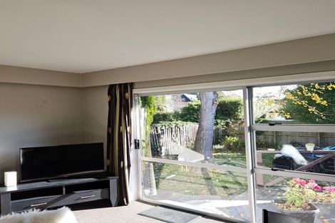 Photo of property in 2/44c Bowenvale Avenue, Cashmere, Christchurch, 8022