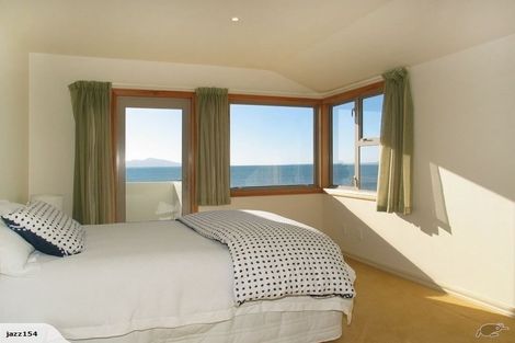 Photo of property in 3 Ocean Parade, Pukerua Bay, 5026